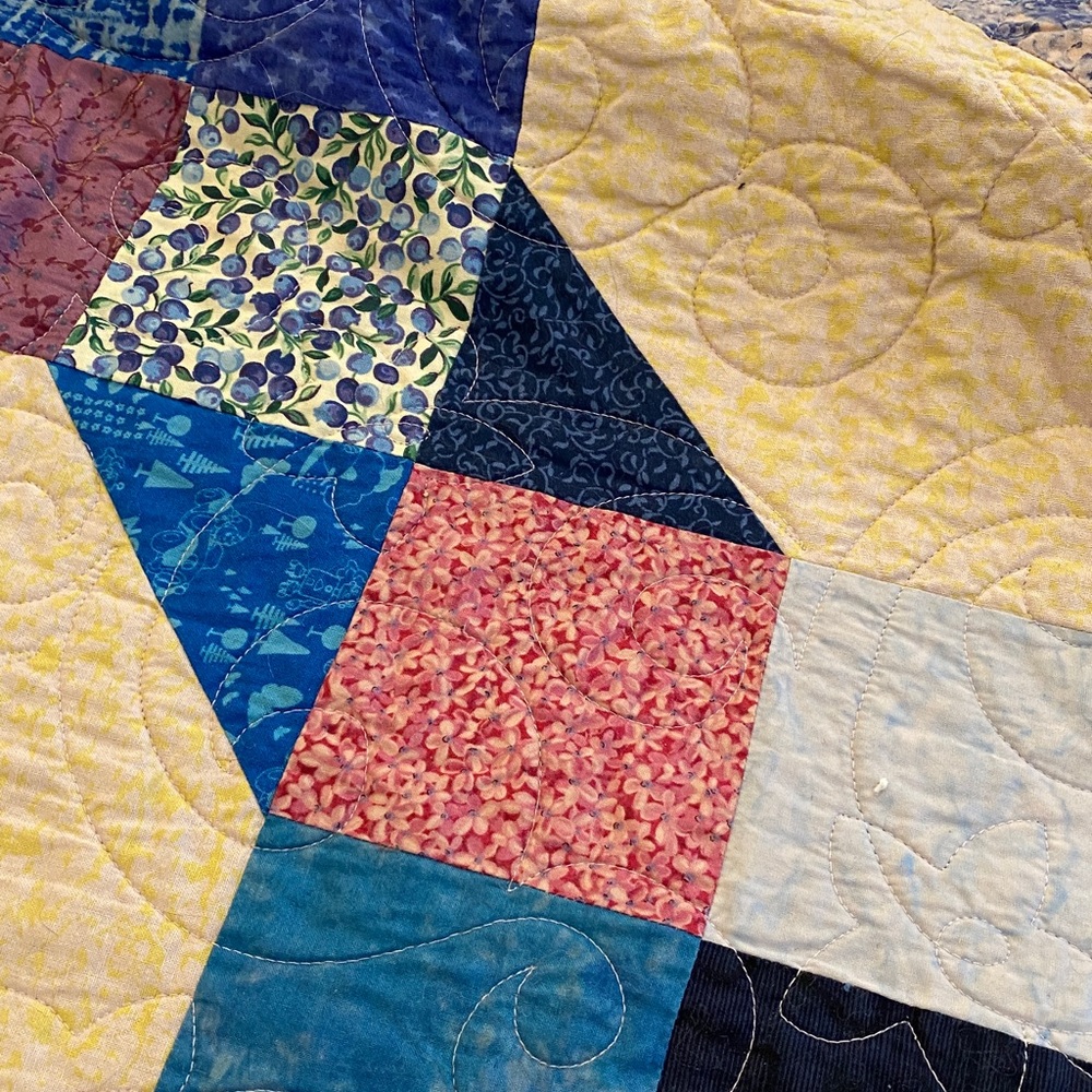 Patchwork Quilt with Blue and Purple Accents - Full - Picture 10 of 10
